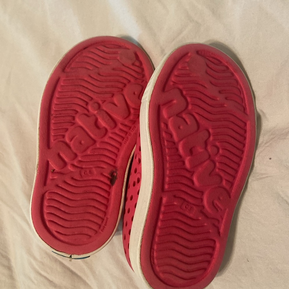 Native Shoe - Picture 4 of 5